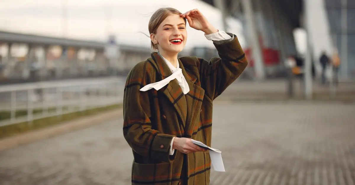 10 Trucs pour Créer un Look Jeune et Tendance