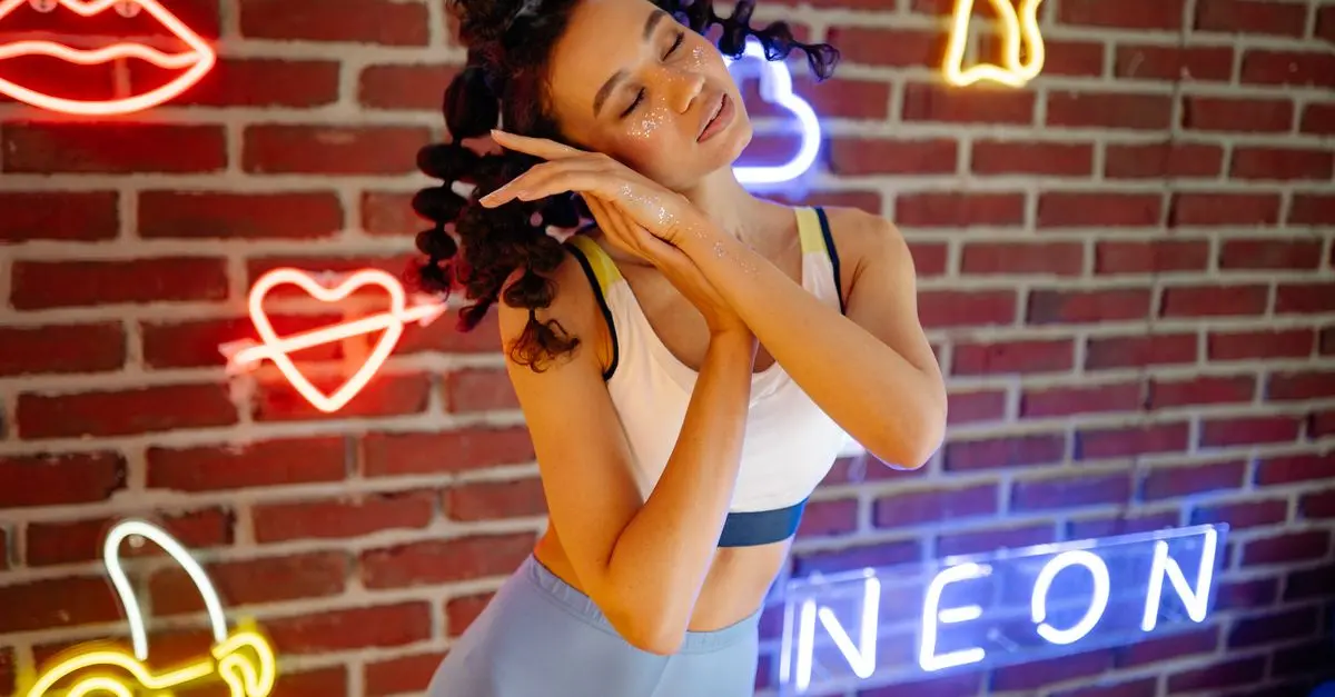 Comment choisir des vêtements jeunes pour un look sportif tendance