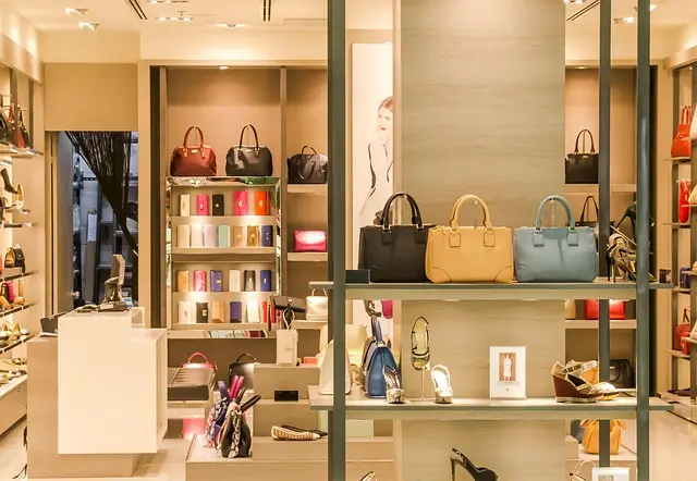 Comment Accessoiriser des Vêtements Jeunes pour un Look Tendance