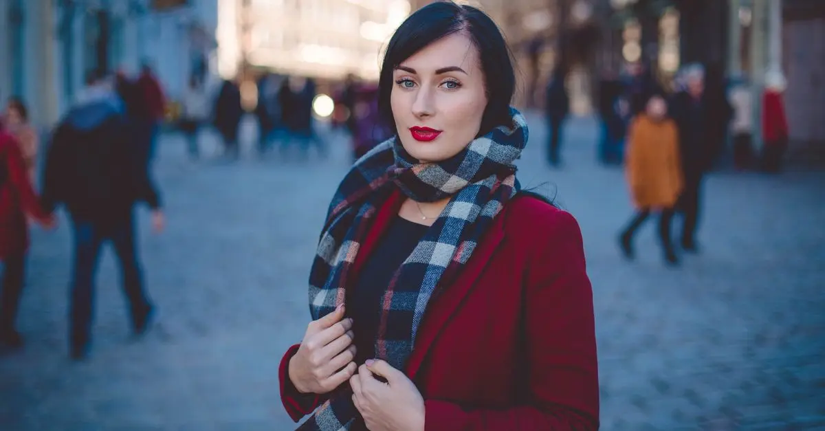 Comment Créer un Look Jeune avec des Vêtements Vintage