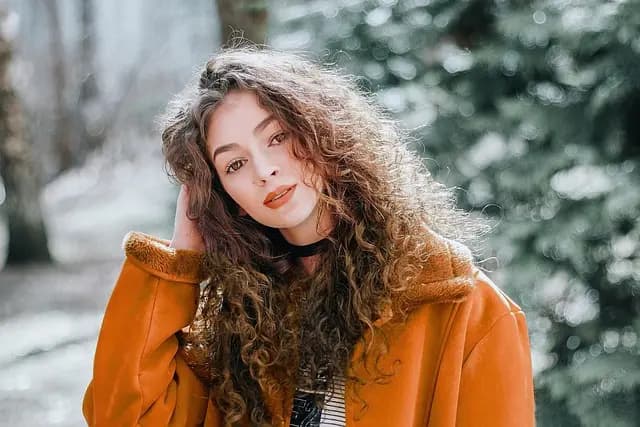 Comment créer un look jeune avec des vêtements durables