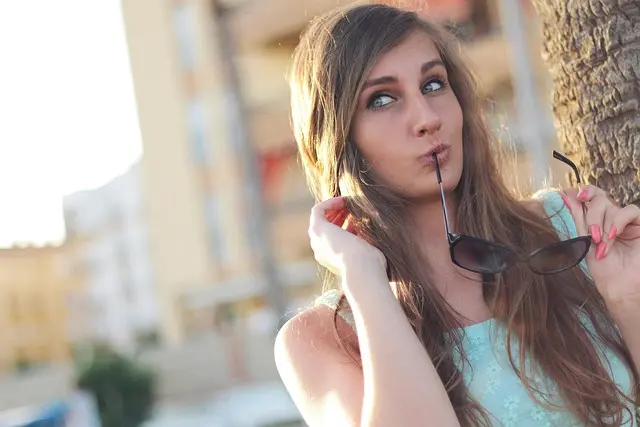 Comment Associer des Vêtements Jeunes pour un Look Équilibré