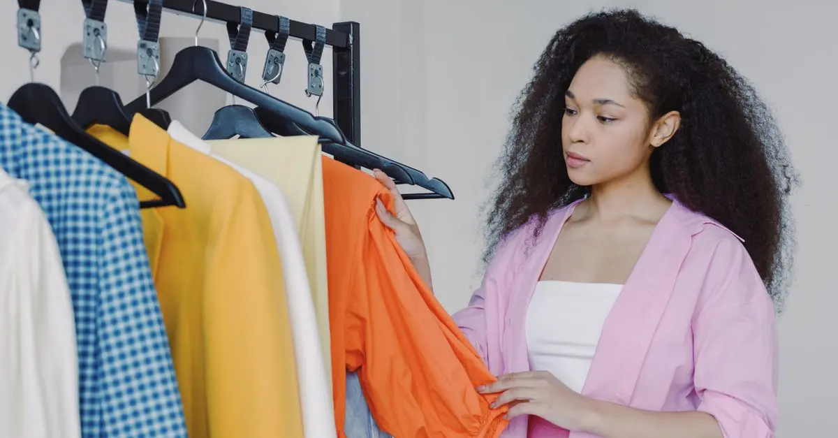 Comment choisir des vêtements jeunes qui s'adaptent à votre style