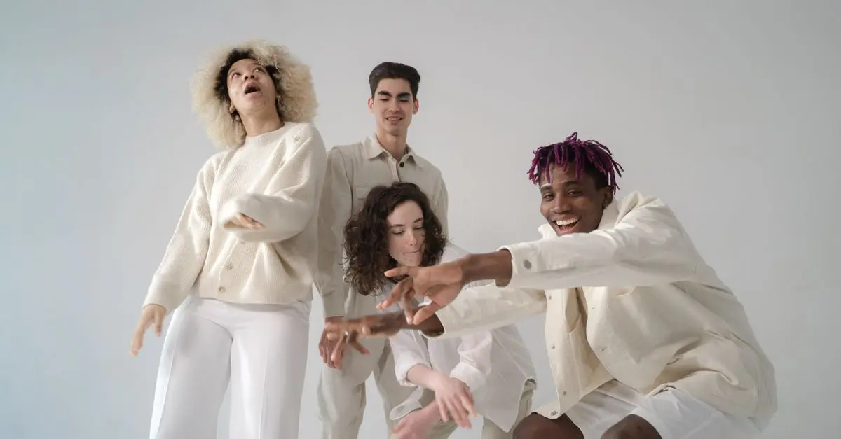 Les styles de vêtements jeunes qui s'imposent cette saison