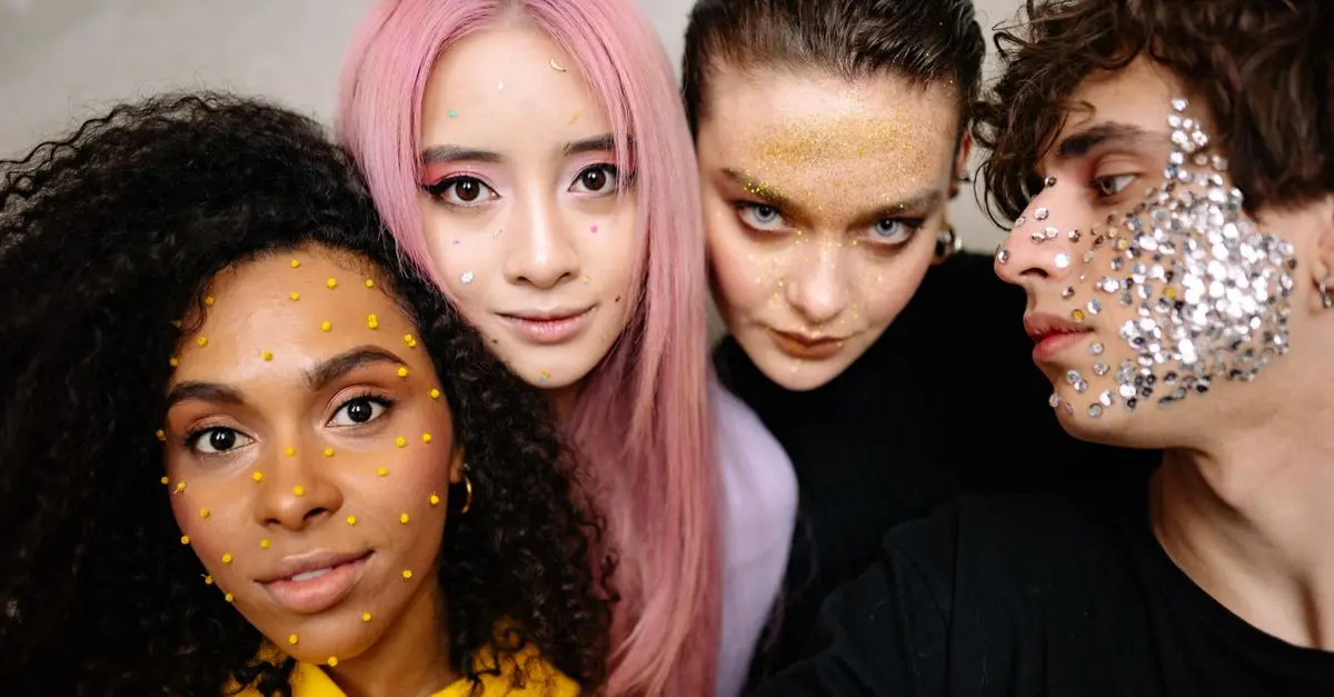 Comment choisir des vêtements jeunes pour un look unique