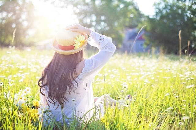 Les Vêtements Indispensables pour Jeunes au Printemps