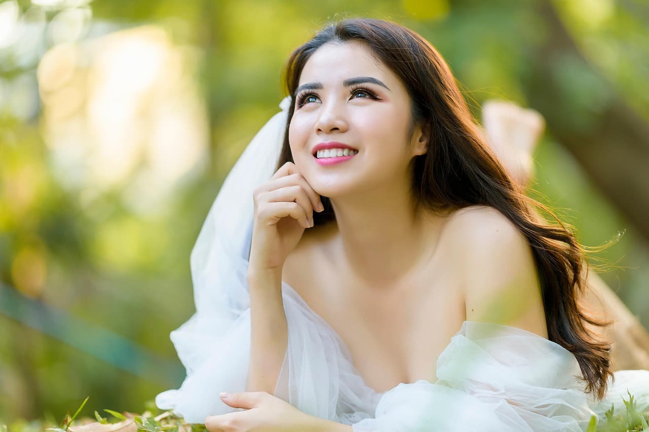 Comment photographier ses vêtements jeunes pour les réseaux sociaux